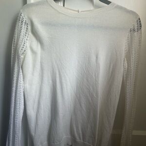 Sezane XS top, Ecru with lace sleeves